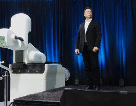 Neuralink: Nuovo Traguardo per l’Interfaccia Cervello-Computer di Elon Musk.